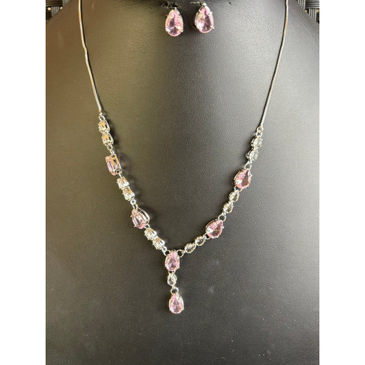 Colar feminino luxo pedras coloridas