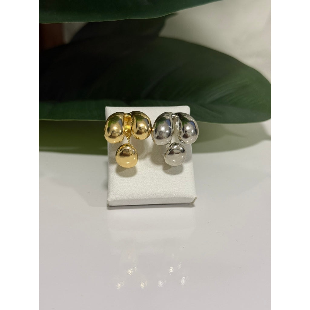 Anel feminino gota tripla - Elegância e Sofisticação ao Seu Alcance