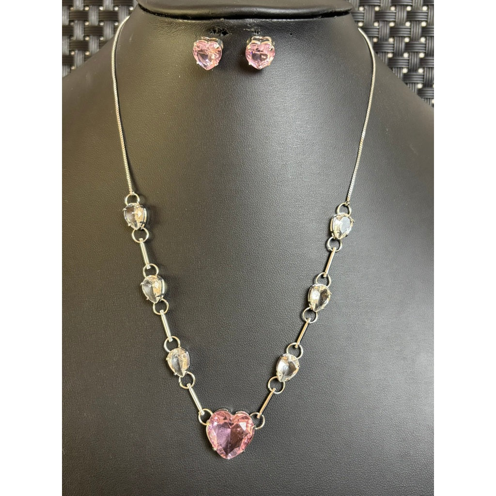 Colar feminino coração brilhante