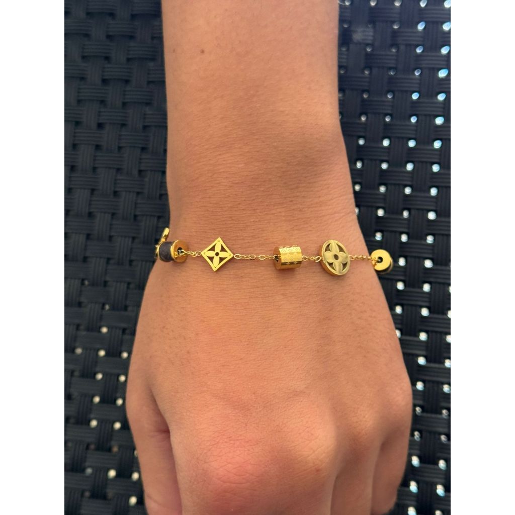 Pulseira Feminino Charms Fashion – Aço Inoxidável Prateado