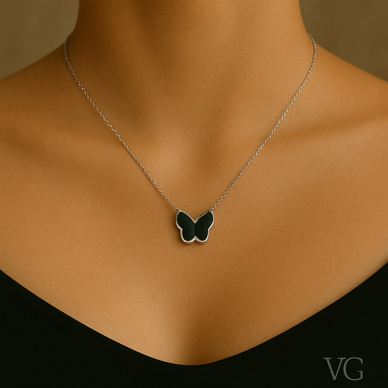 Colar feminino borboleta minimalista - Aço Inoxidável