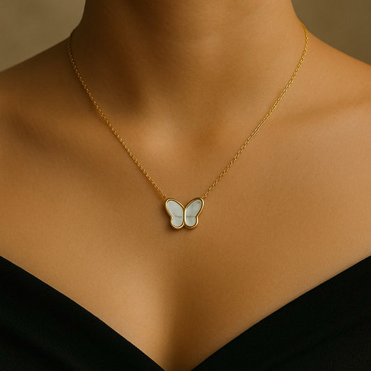 Colar feminino borboleta minimalista - Aço Inoxidável