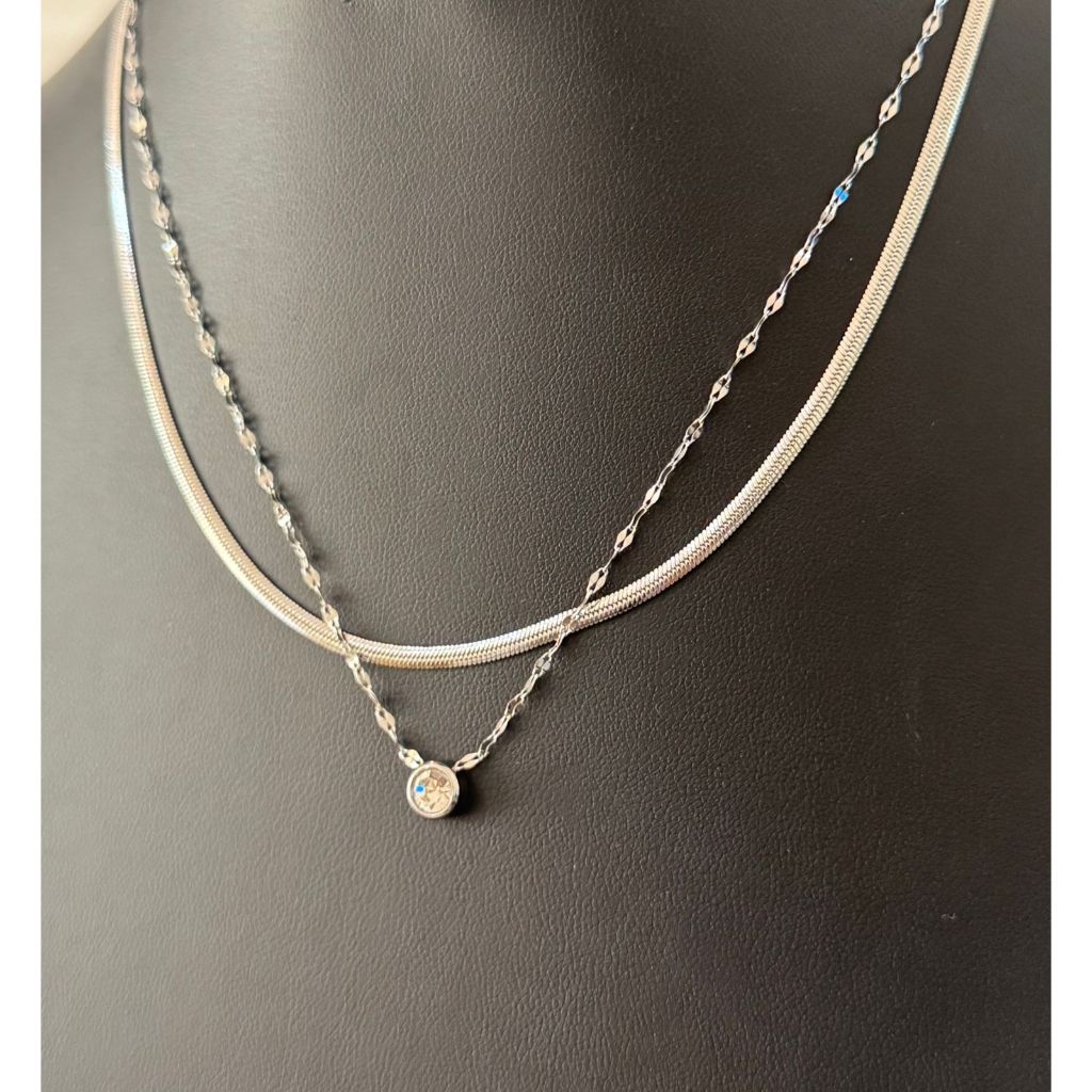 Colar Feminino Duplo com Ponto de Luz – Aço Inoxidável