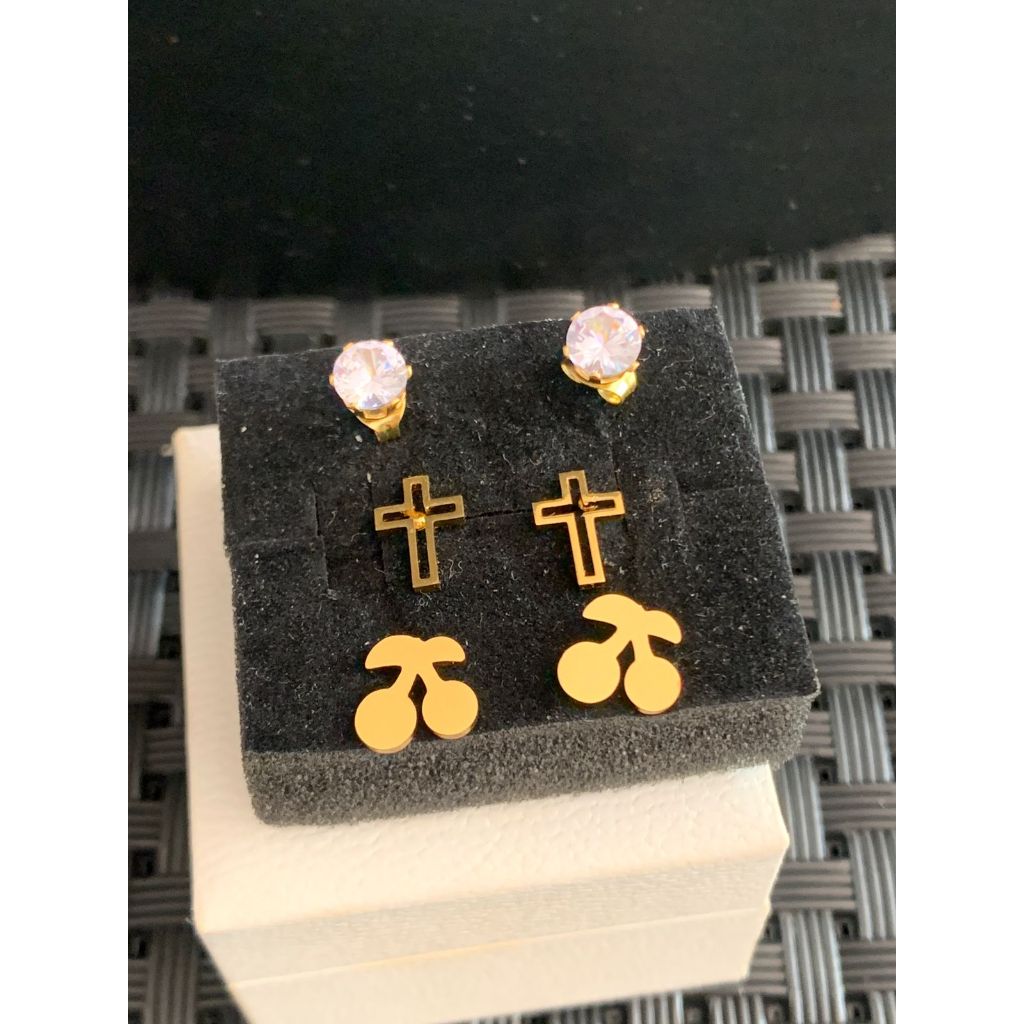 Brinco feminino 3 Pares de Brincos Aço Inoxidável – Cristal, Cereja e Cruz