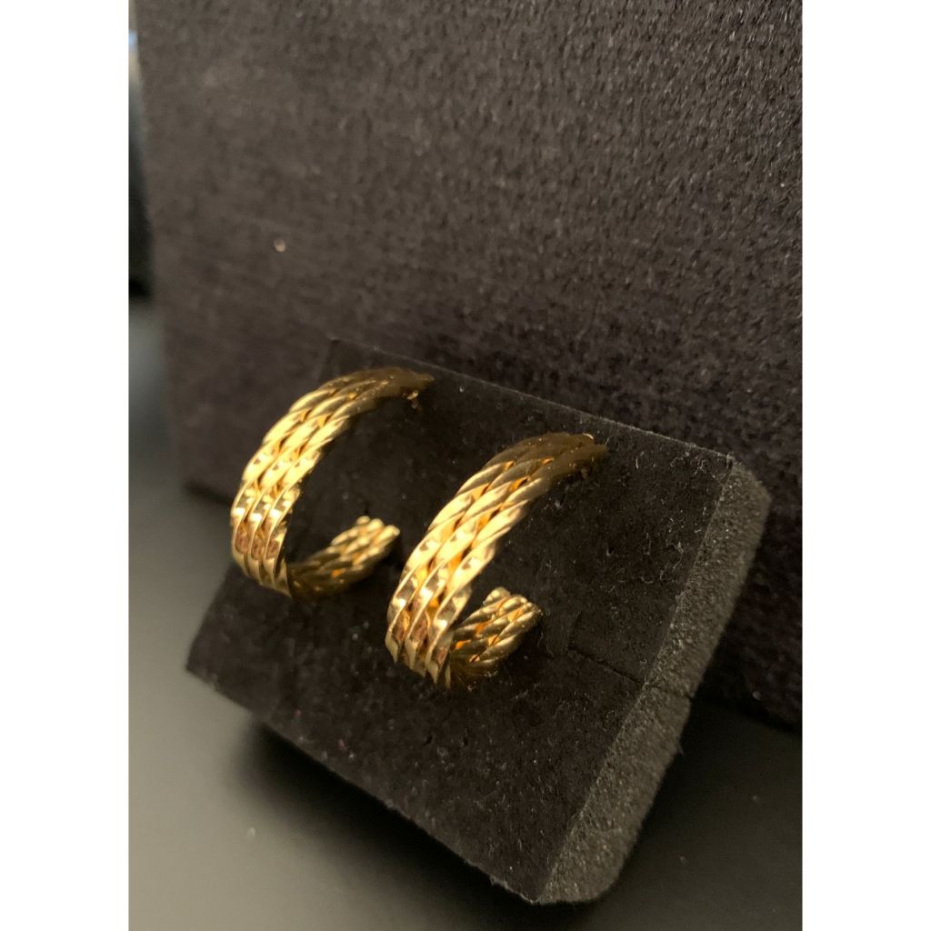 Argola feminina Ravena - Aço inoxidável