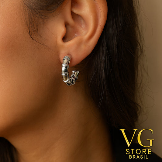 Brinco Argola Bambú – Modernidade e Estilo em Uma Peça Exclusiva