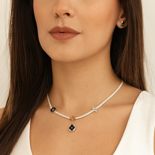 Colar feminino elegância atemporal - Aço Inoxidável