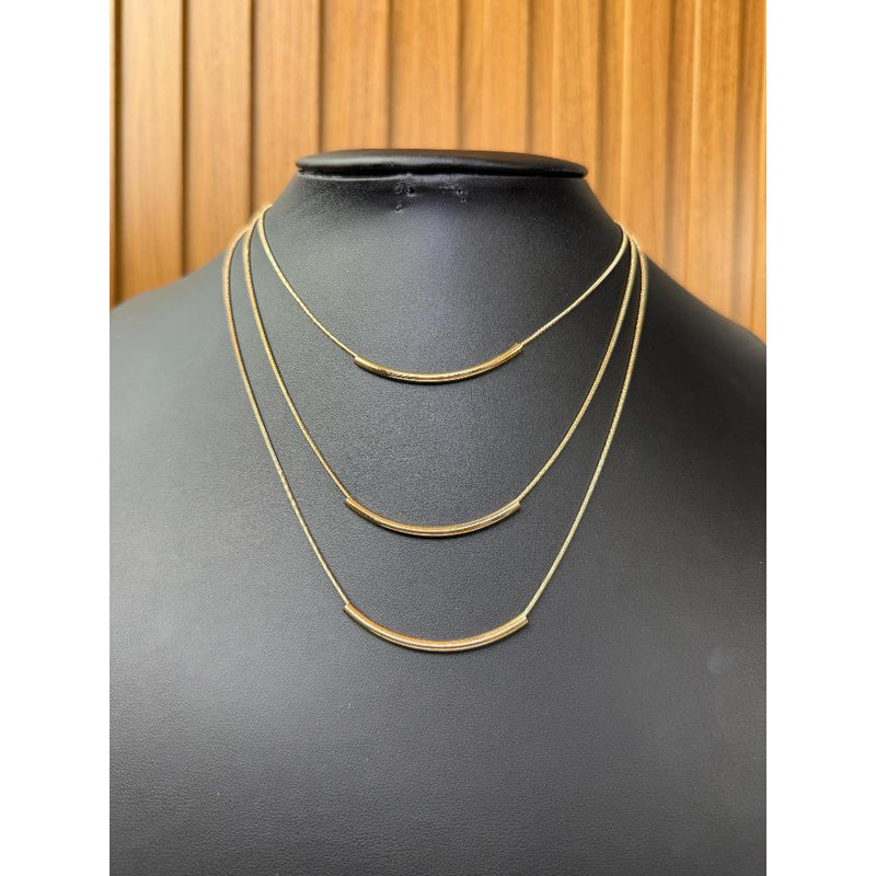 Colar triplo com detalhe curvado - Beleza e Versatilidade em Cada Detalhe
