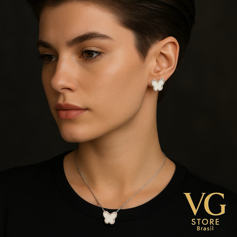 Colar de Borboleta com Brilho - Aço Inoxidável
