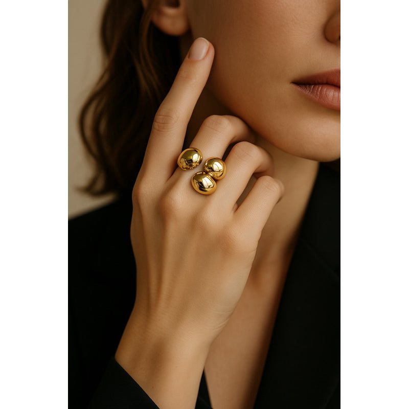 Anel feminino gota tripla - Elegância e Sofisticação ao Seu Alcance