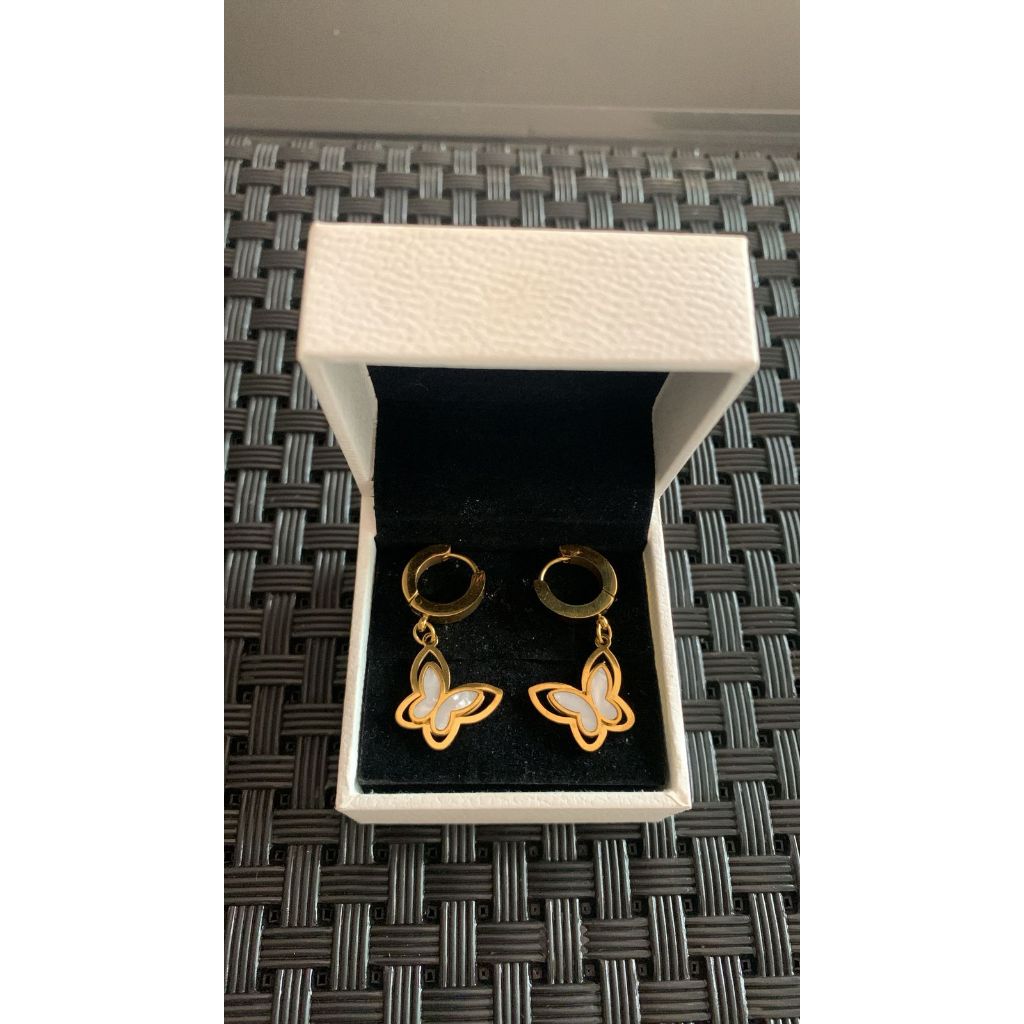 Brinco Feminino de Borboleta  - Aço Inoxidável