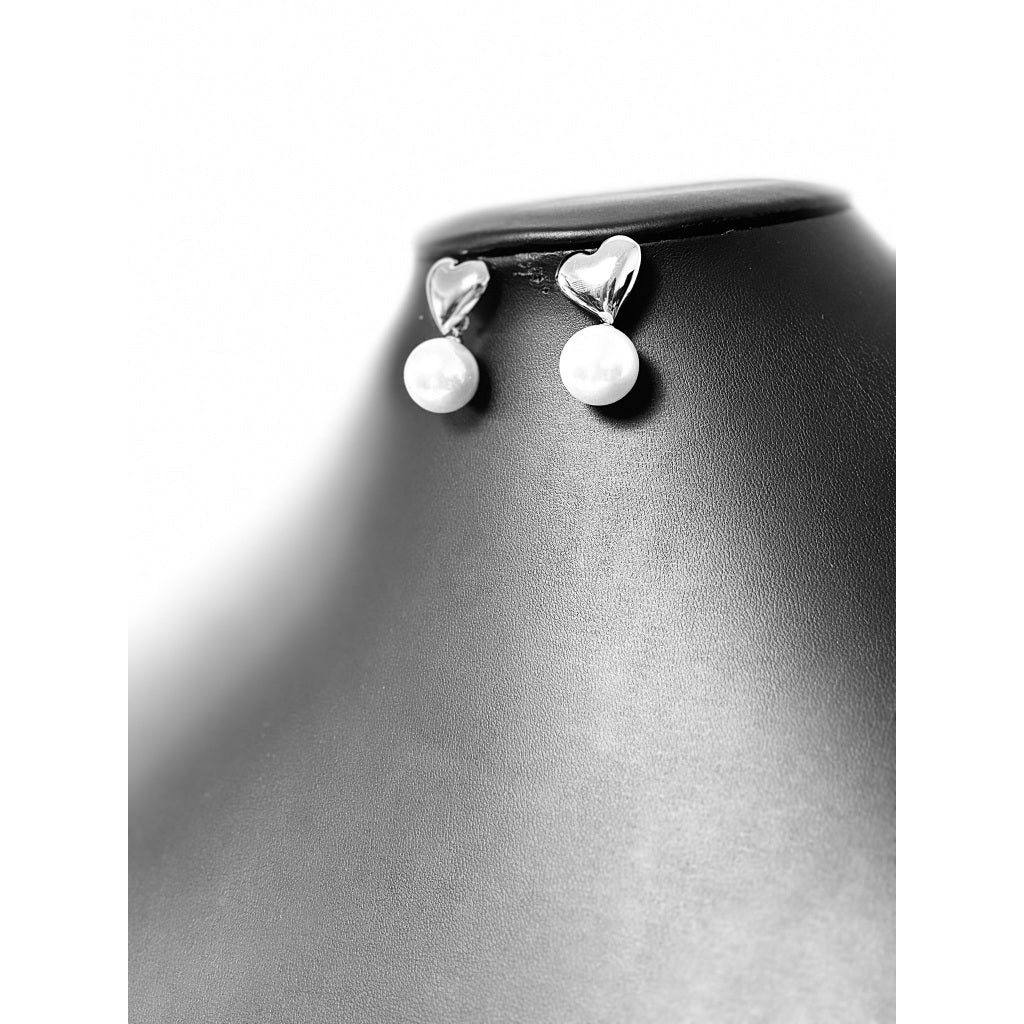 Brincos Coração Dourado e prata com Pérola - Sofisticação e Charme