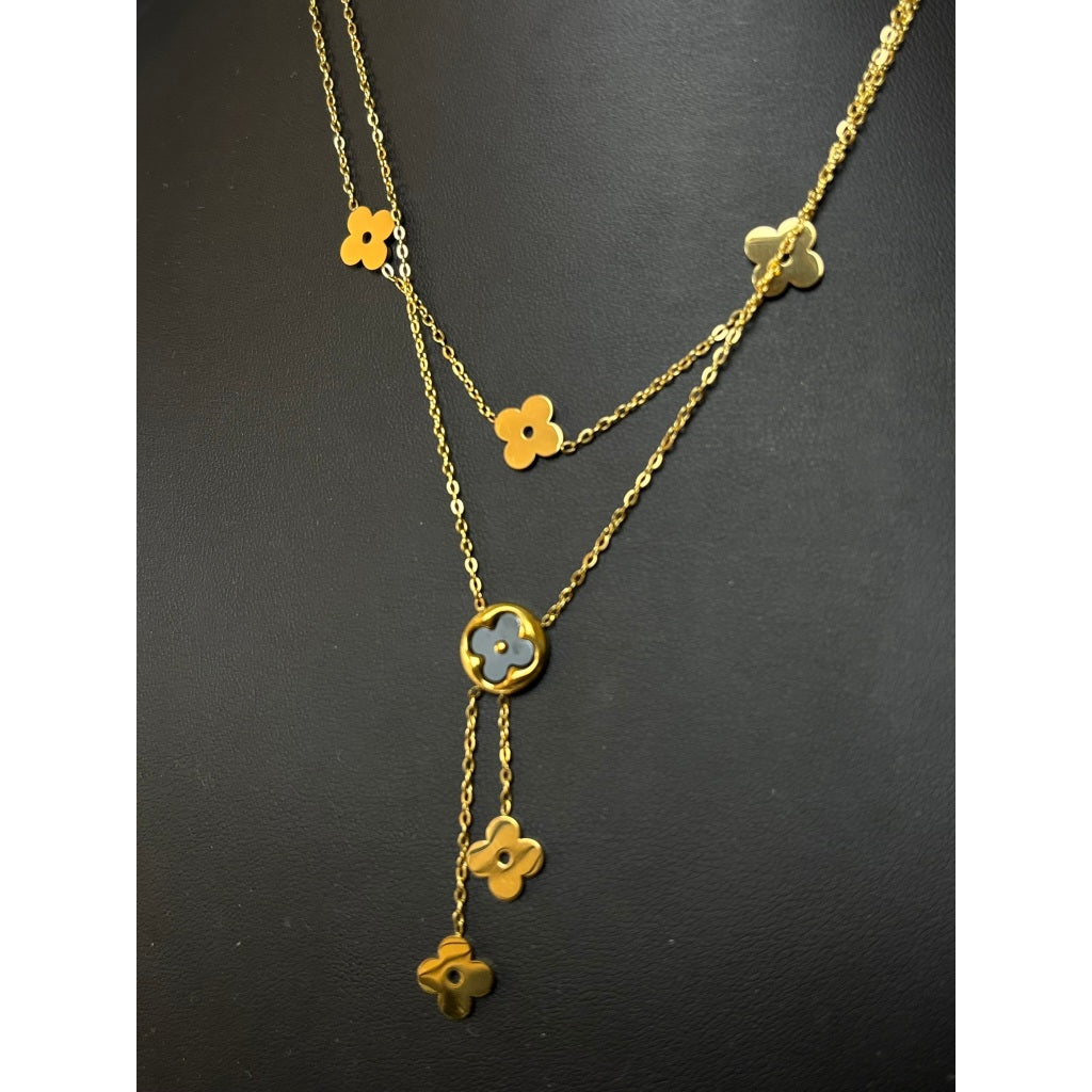 Colar feminino Duplo Floral em Aço Inoxidável – Estilo e Delicadeza
