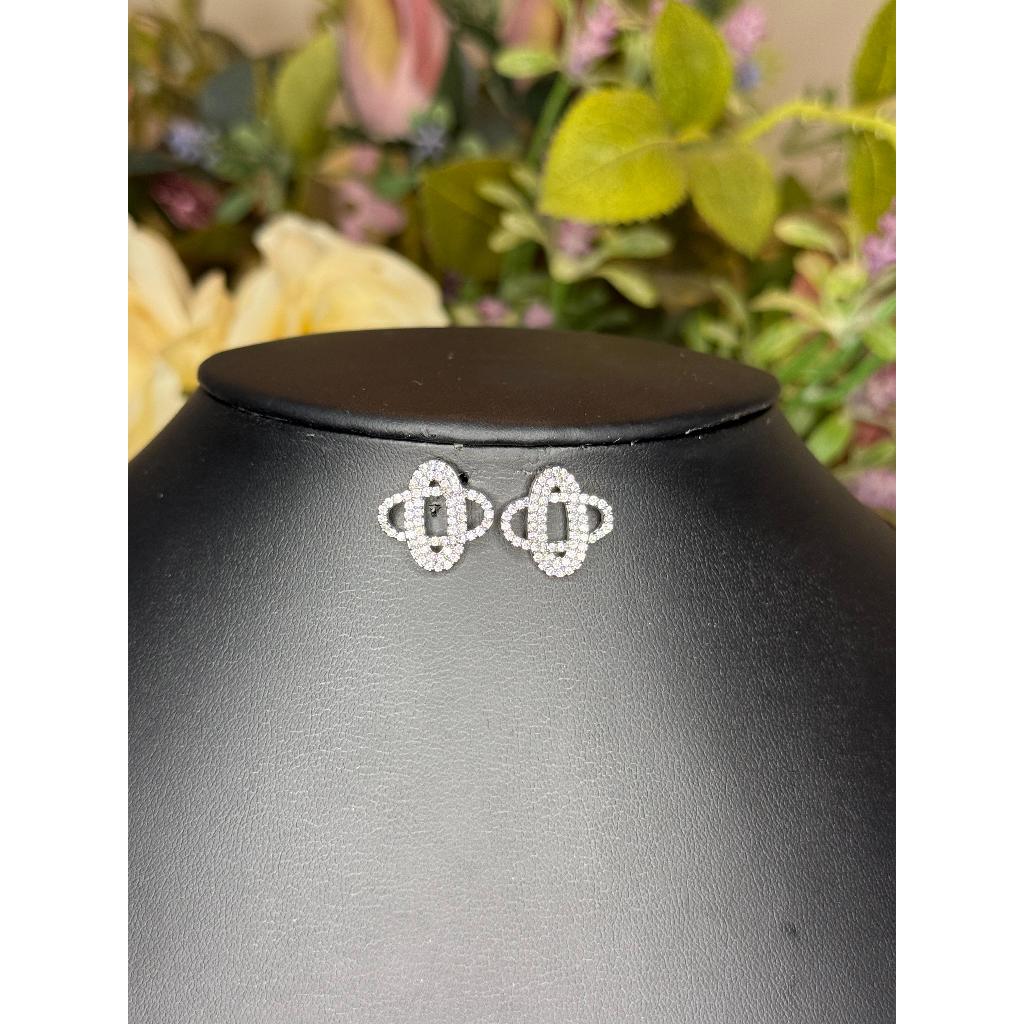 Brinco moderno coleção premium 2025