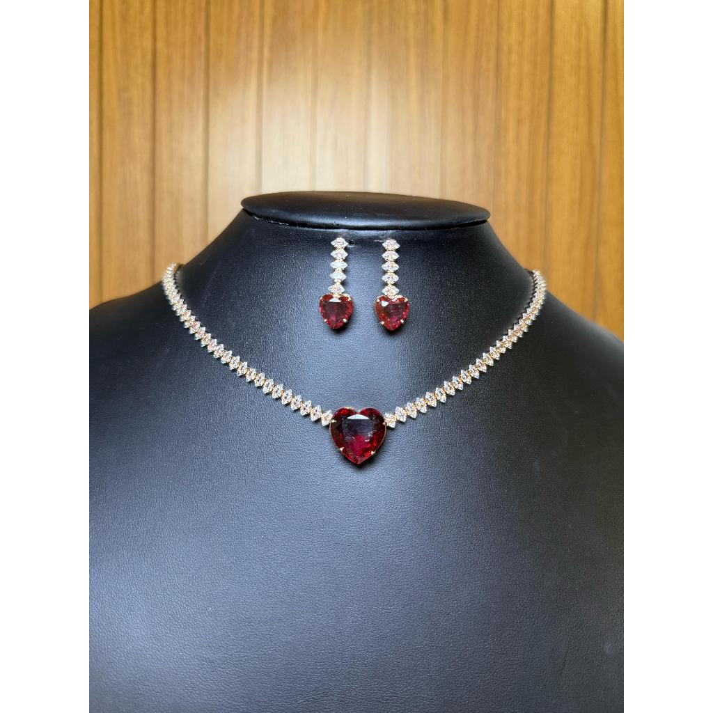 Colar feminino REALEZA