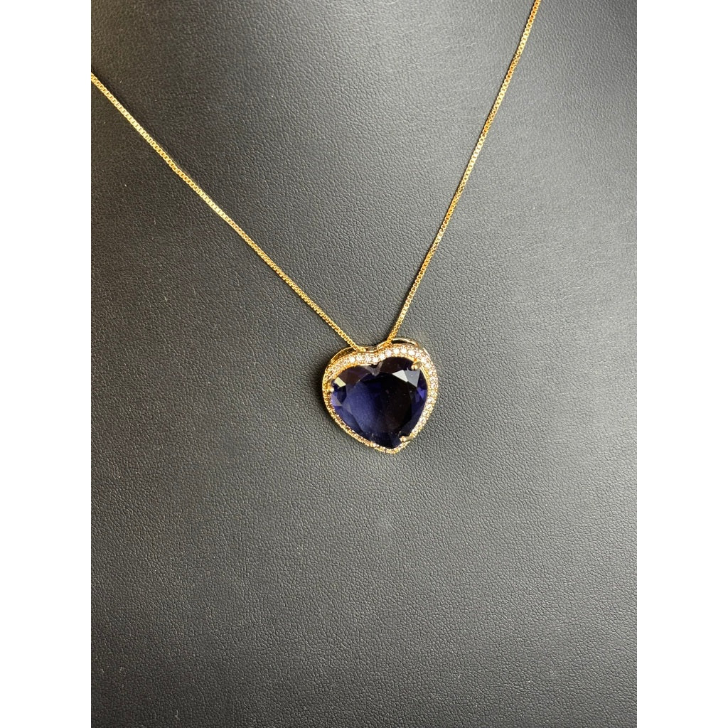 Colar feminino Corações de Luxo