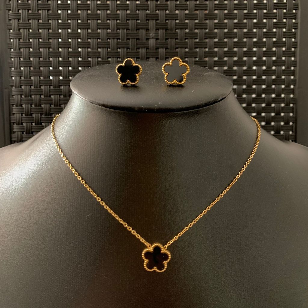 Colar feminino flor - Aço inoxidável