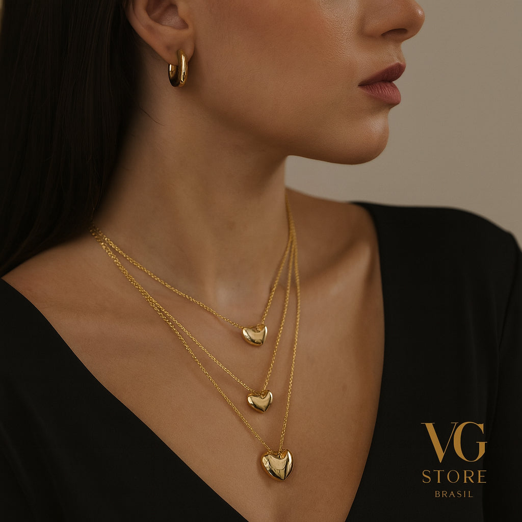 Colar feminino triplo coração