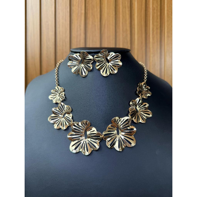Colar feminino Floral Glamour – Sofisticação e Charme em Cada Detalhe!