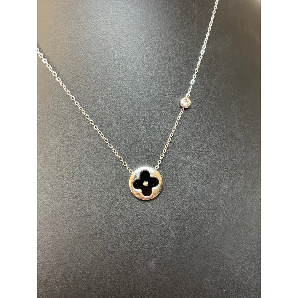 Colar feminino Flor Clover - Aço inoxidável