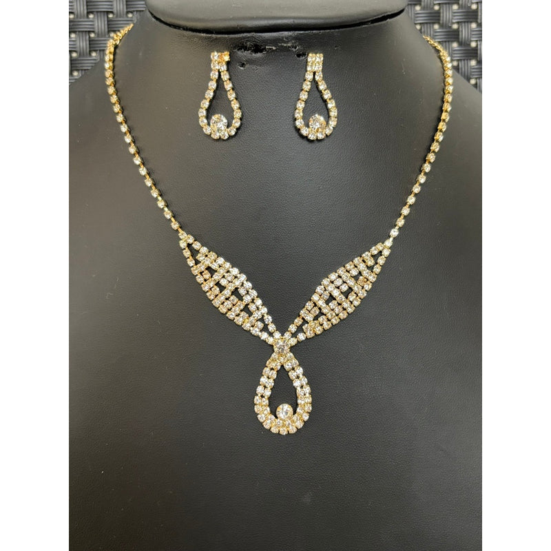 Colar feminino para festa com Brincos Gota - Luxo com Zircônias