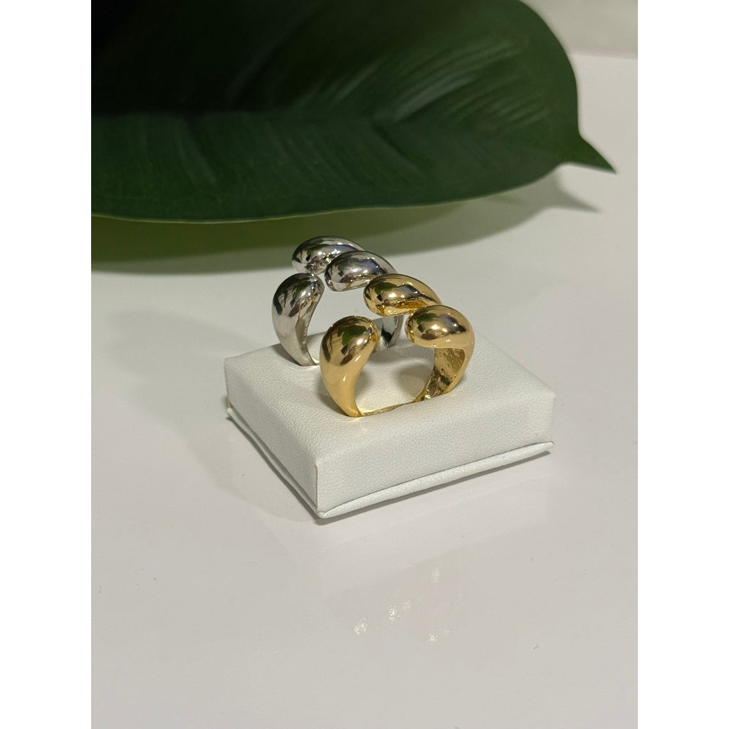 Anel feminino gota tripla - Elegância e Sofisticação ao Seu Alcance