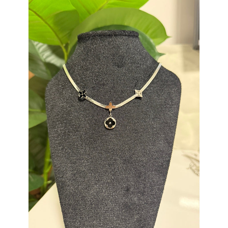 Colar feminino elegância atemporal - Aço Inoxidável