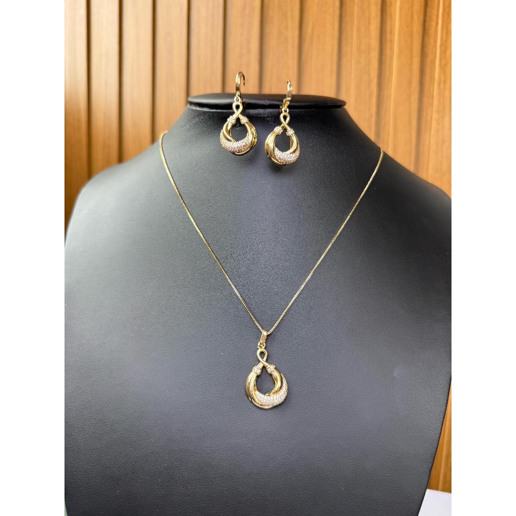 Colar feminino Infinity  Sofisticação Atemporal