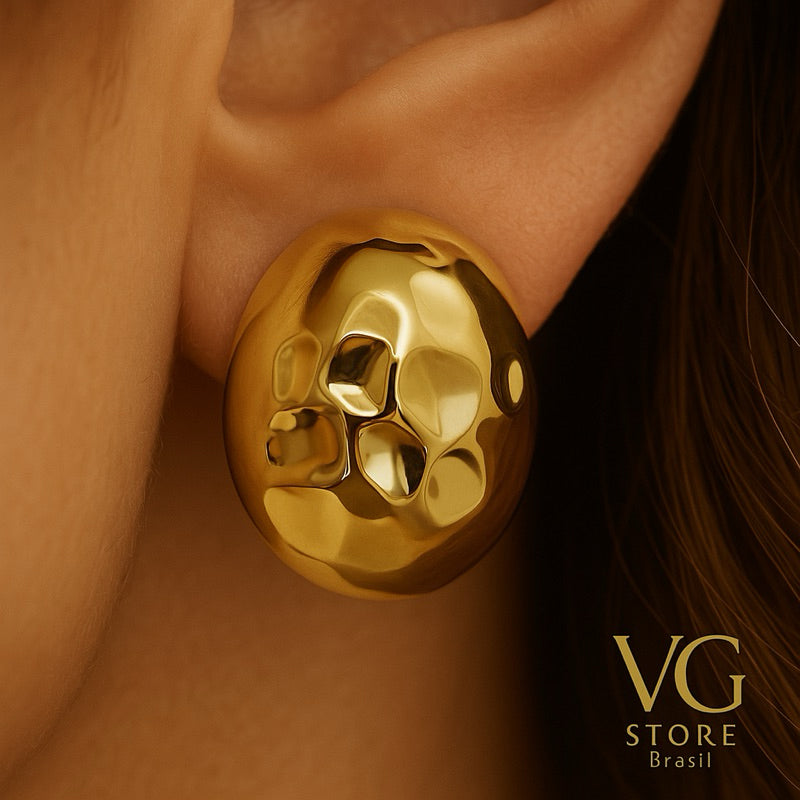 Brinco feminino Oval texturizado – Sofisticação e Modernidade